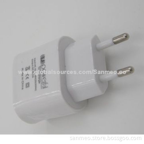 2 USB port travel charger, charges various digital devices, short-circuit protection and restorationNew